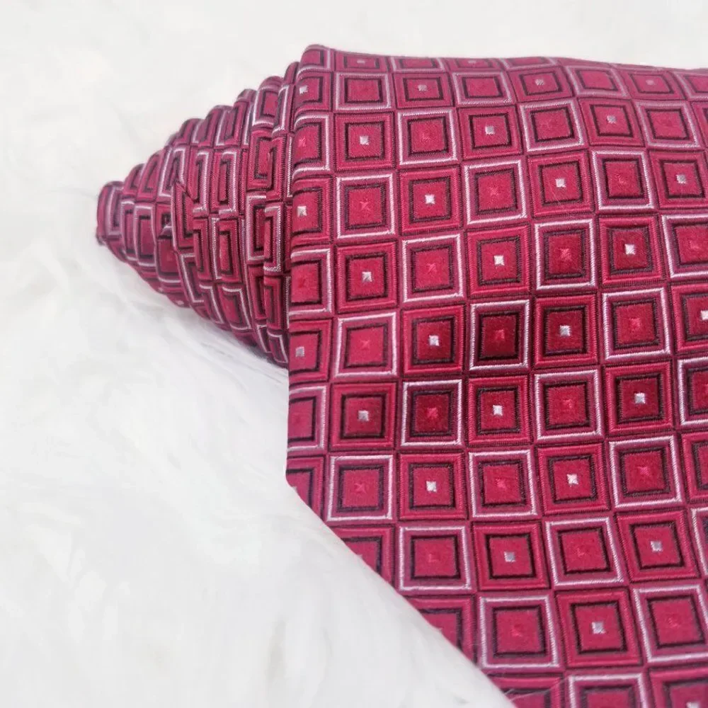 Donald Trump Signature Collection Red Silk Tie